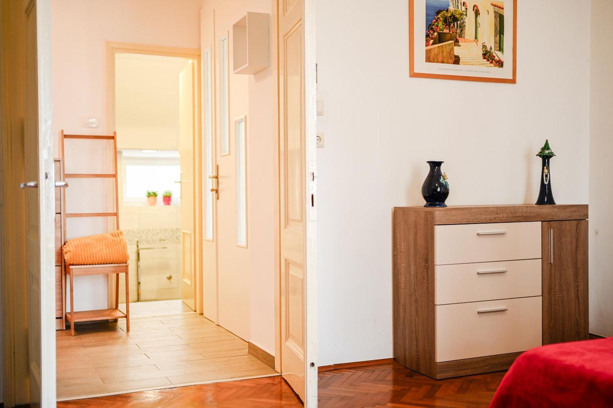 Seafront Apartment *