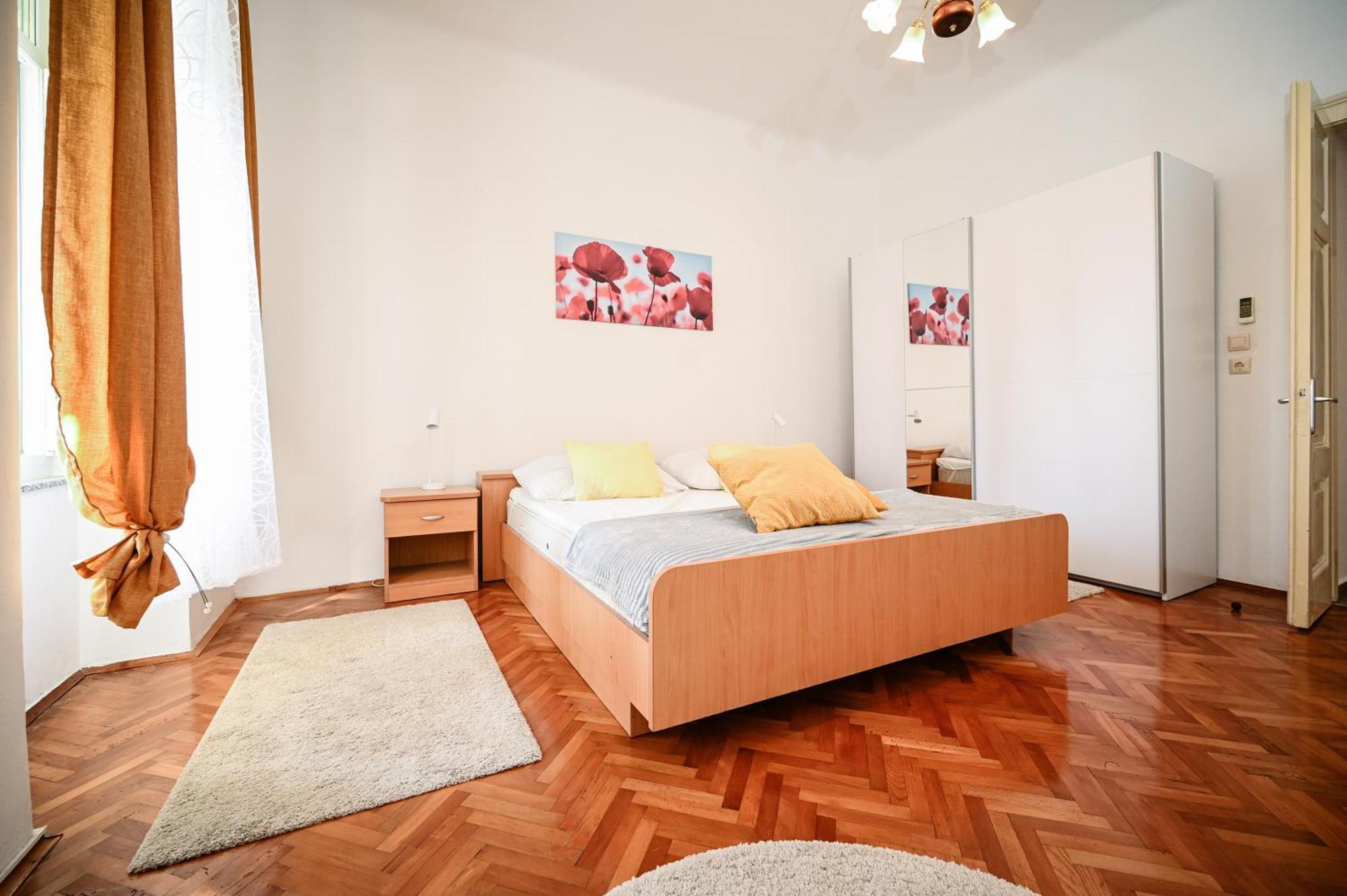 Seafront Apartment Icici